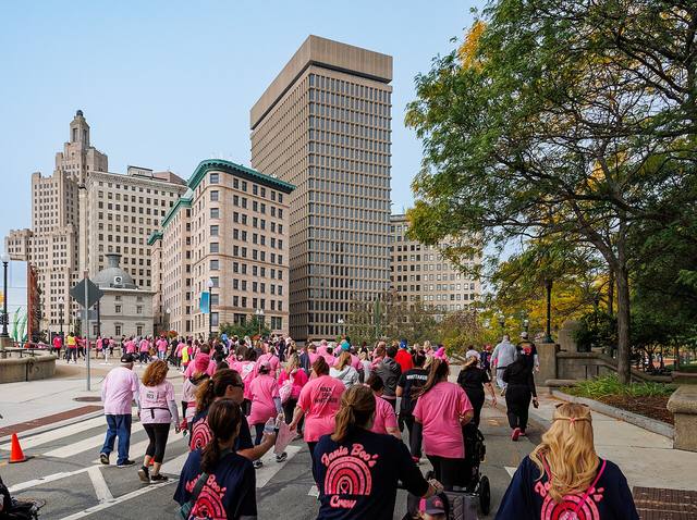 马拉松战术解析：节奏与空间如何决定走势（规则判罚视角）